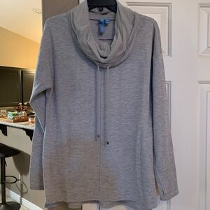 Simply Vera light grey sweatshirt size Medium